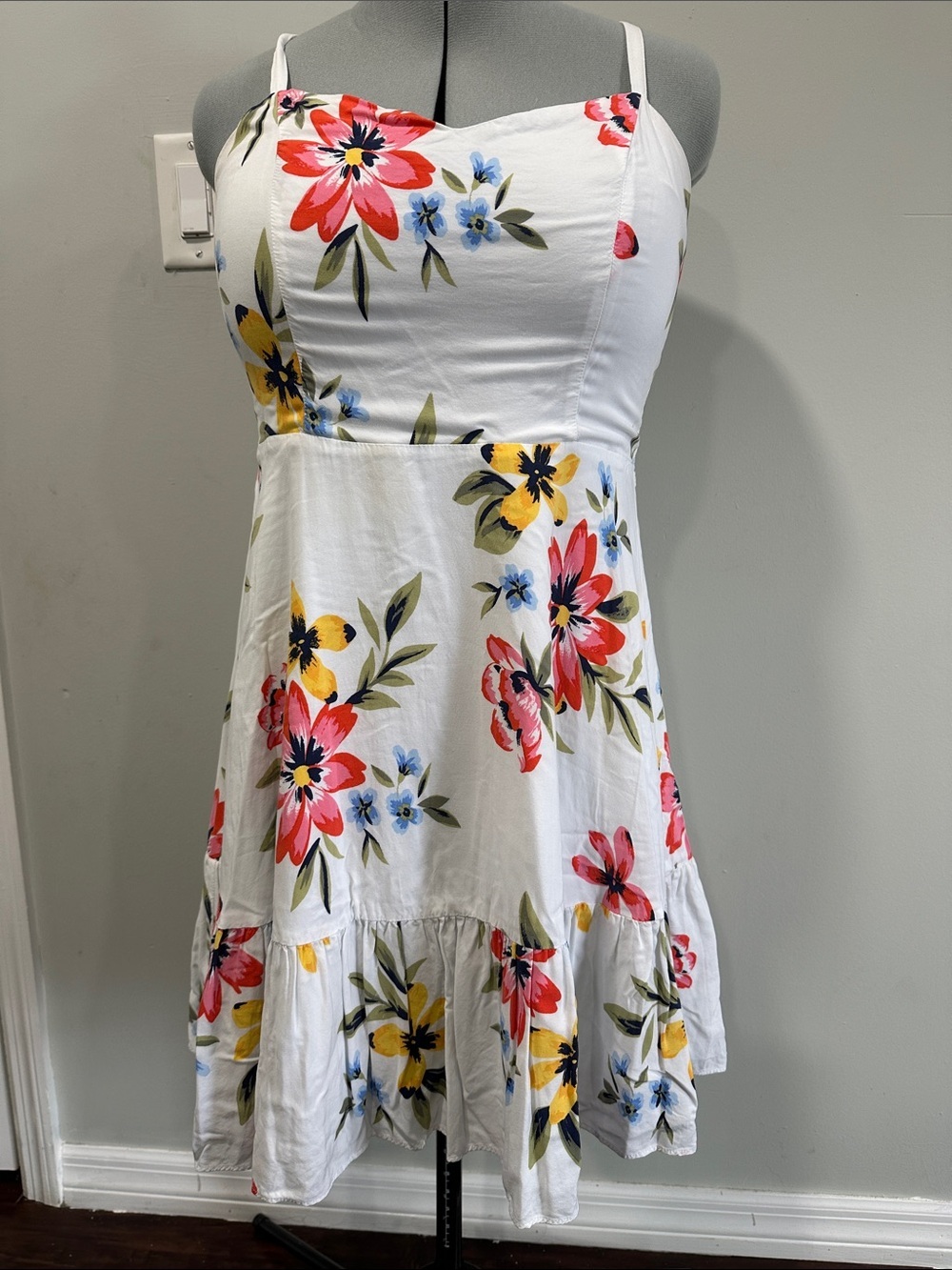 Old Navy Floral Cami Dress Large midi